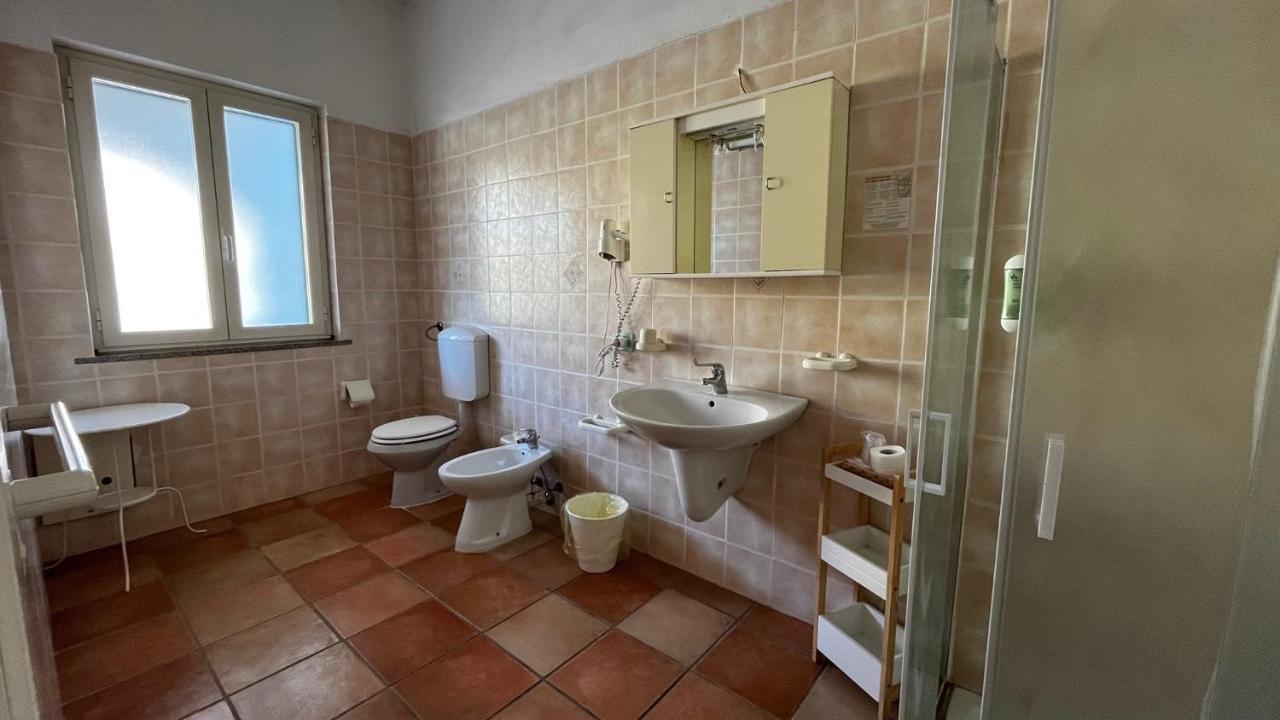 Hotel Frassetto Санта Тереза Галура Екстериор снимка
