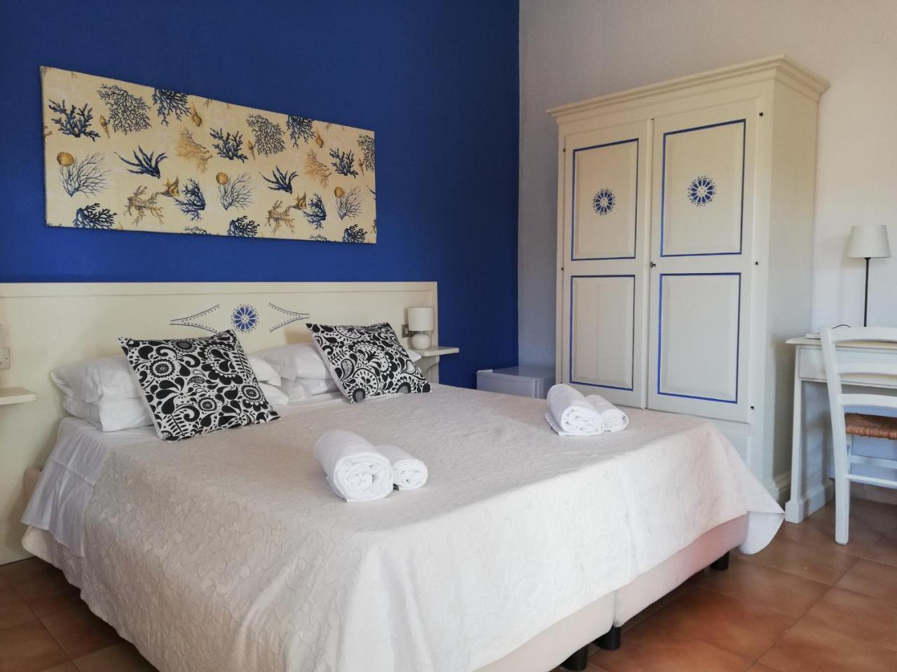 Hotel Frassetto Санта Тереза Галура Екстериор снимка